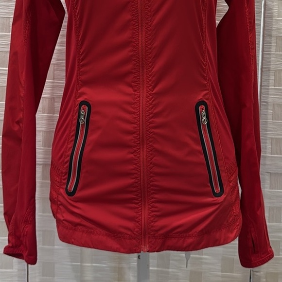 Lululemon Run: Nothing But Run Jacket - Picture 4 of 16
